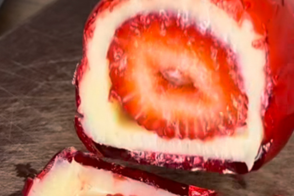 A Doce Febre do Morango do Amor: Conquiste Corações e Paladares!